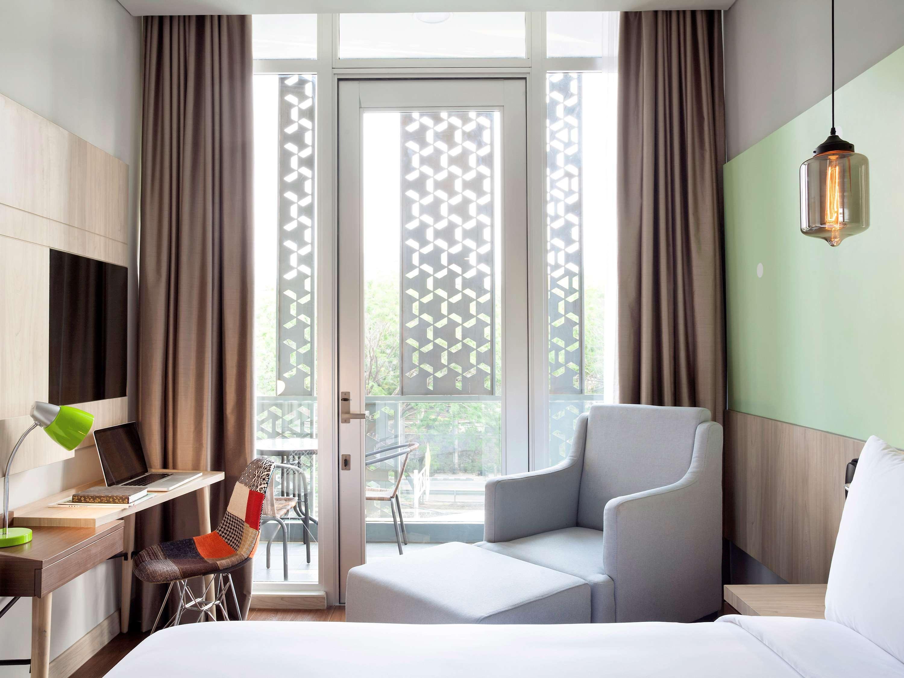 Ibis Styles Jakarta Sunter Extérieur photo