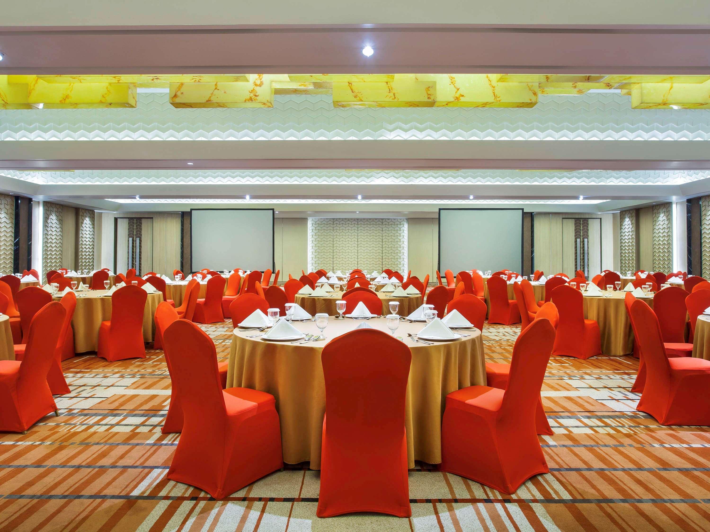 Ibis Styles Jakarta Sunter Extérieur photo