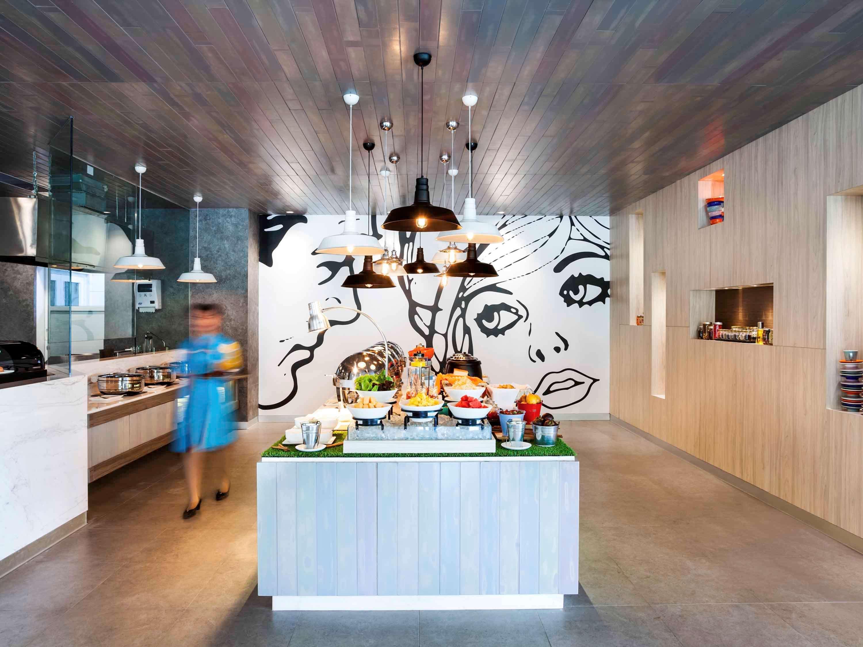 Ibis Styles Jakarta Sunter Extérieur photo