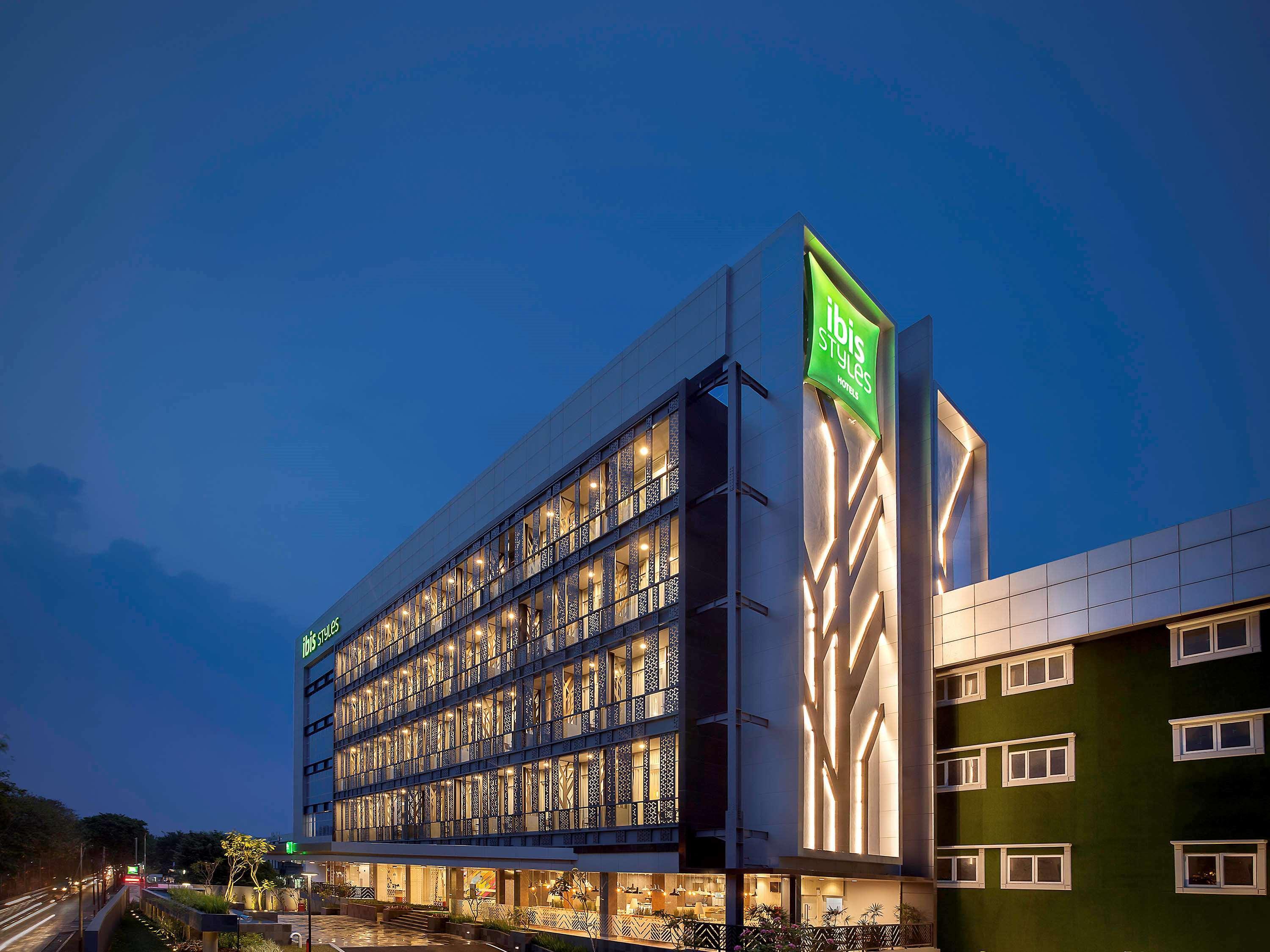 Ibis Styles Jakarta Sunter Extérieur photo