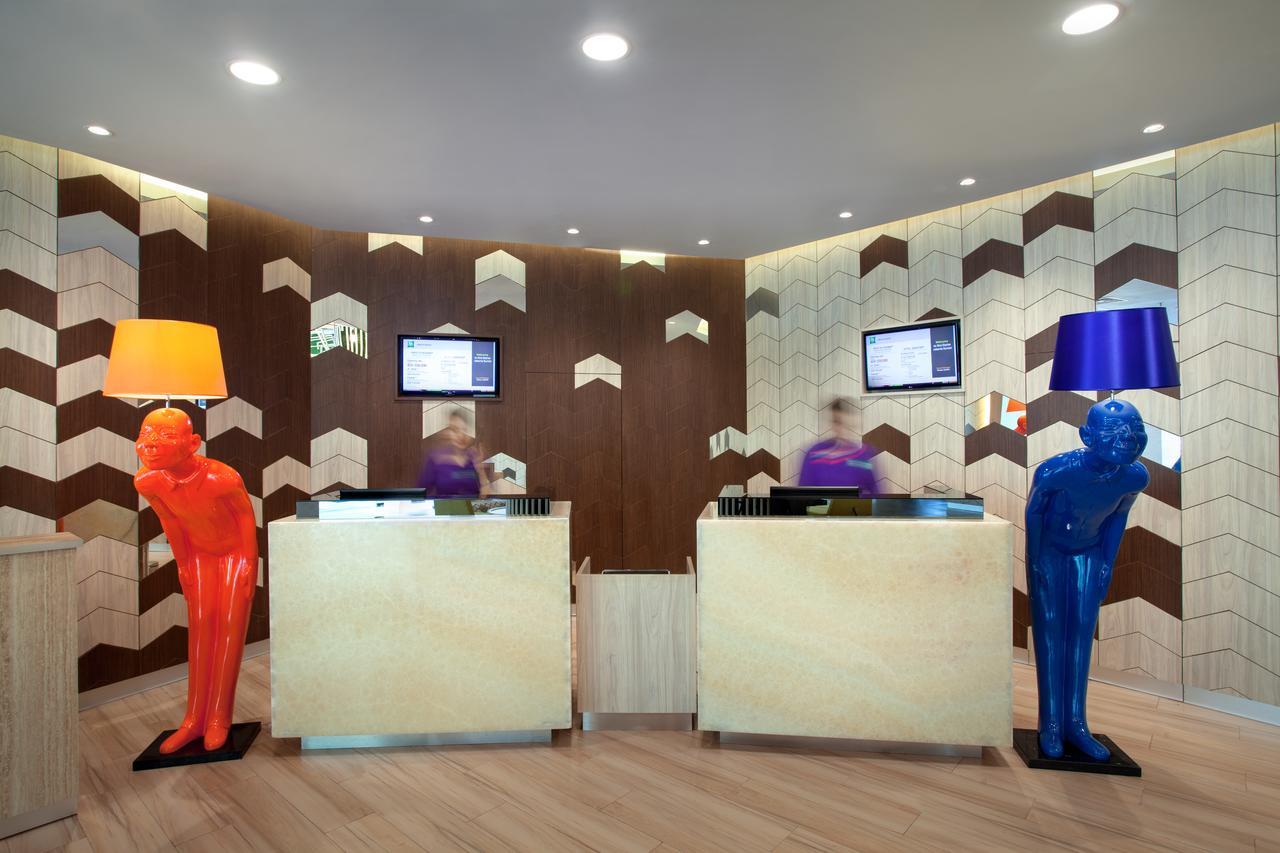 Ibis Styles Jakarta Sunter Extérieur photo
