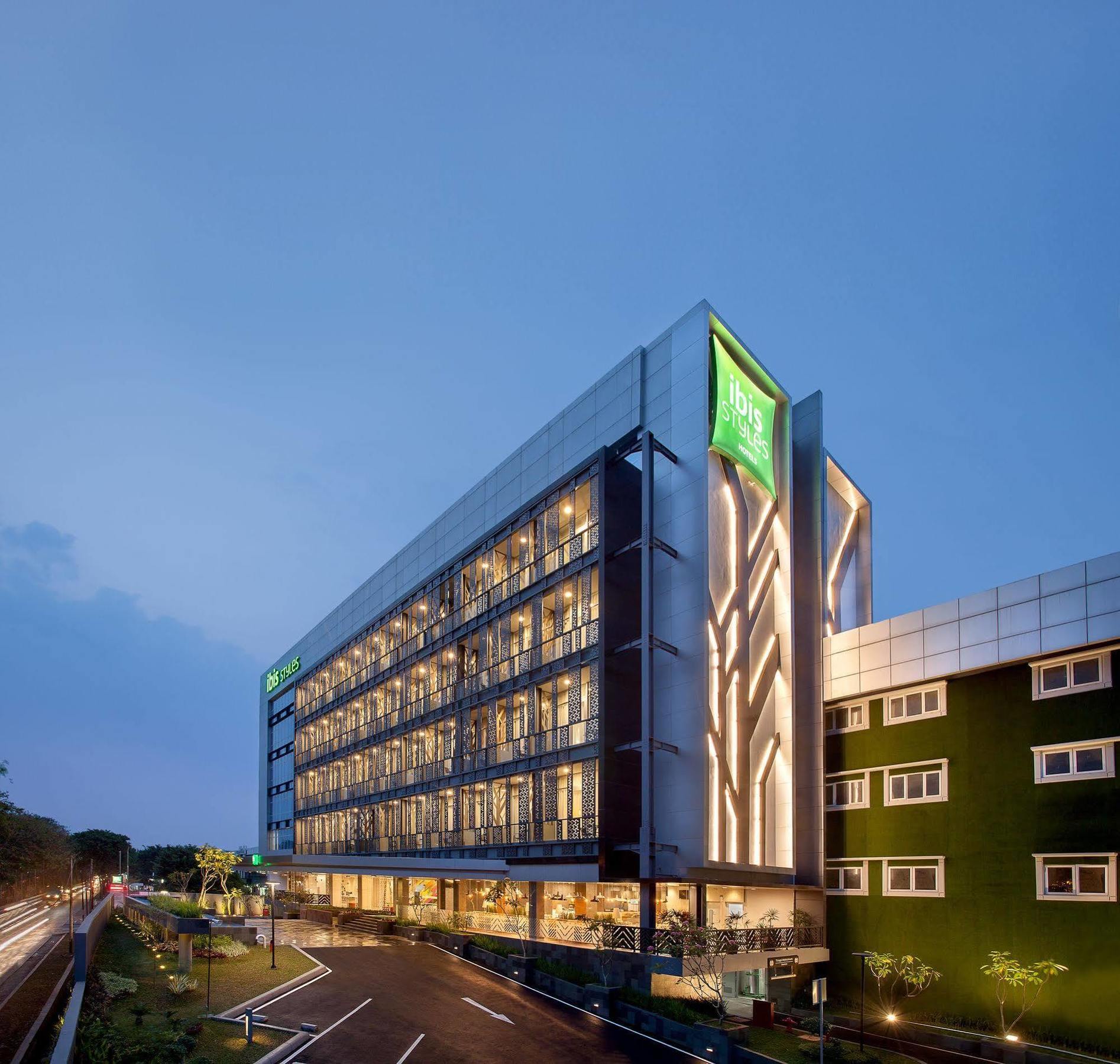 Ibis Styles Jakarta Sunter Extérieur photo